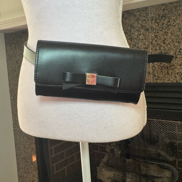 Elegant Black Bow Belt Bag by Kate Spade Size S/M ♠️ 🎀 - Picture 3 of 6